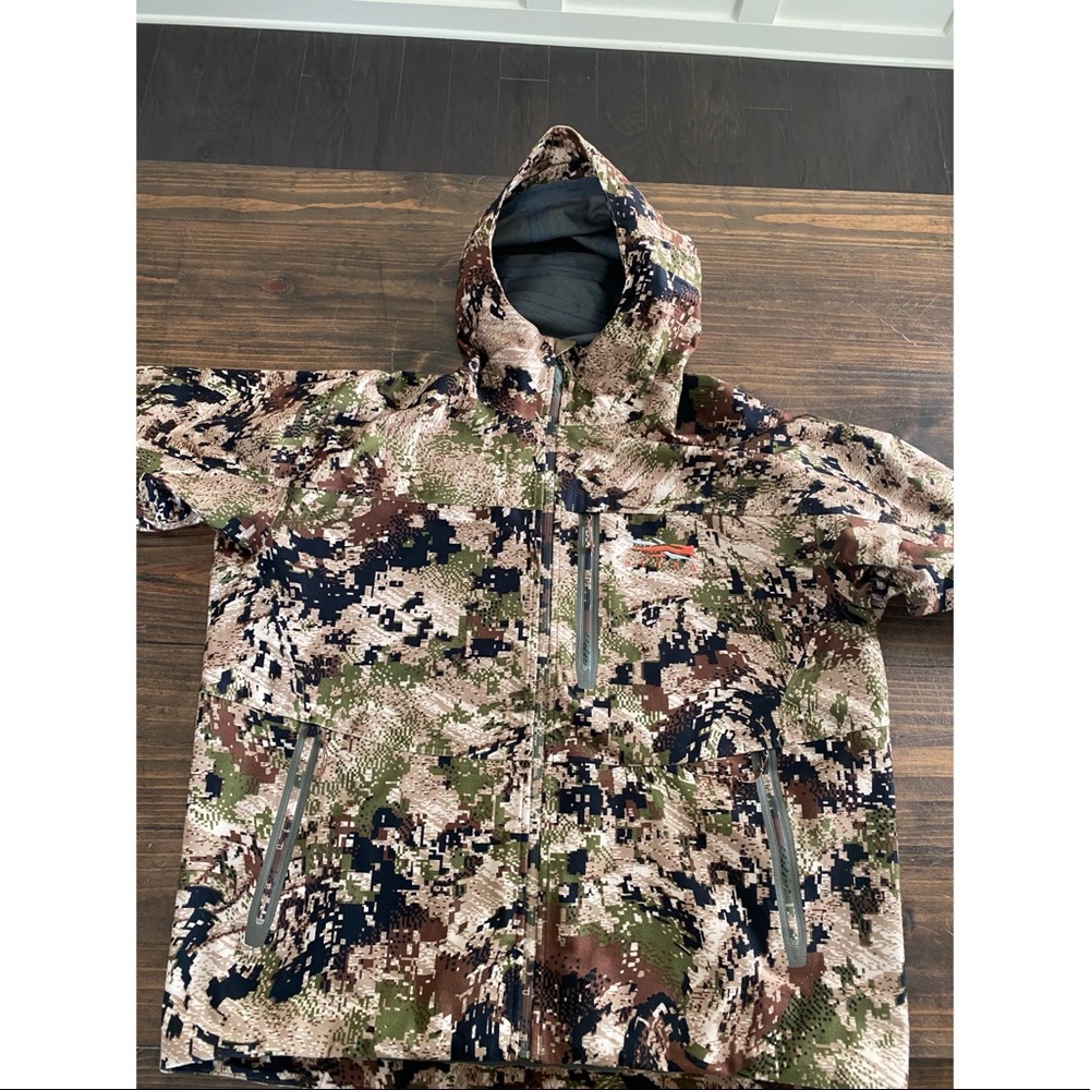 Sitka thunderhead rain jacket
